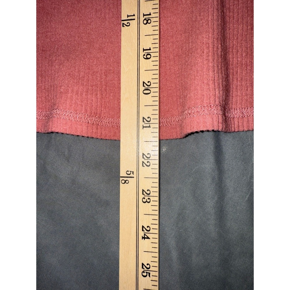 Old Navy Womens Ribbed Long Sleeve Top Dusty Rose Pink Size M Slim Fit Knit Tee - Picture 4 of 5